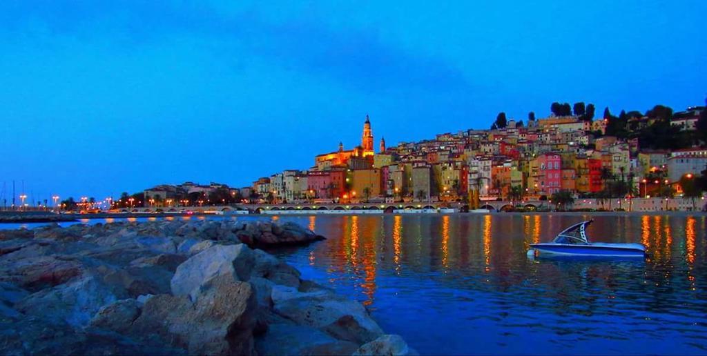 Paris Rome Hotell Menton Exteriör bild